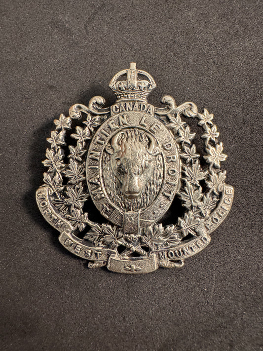 Photo 1 of Canadian North West Mounted Police Cap Badge - J.R. Gaunt London - collectible militaria item