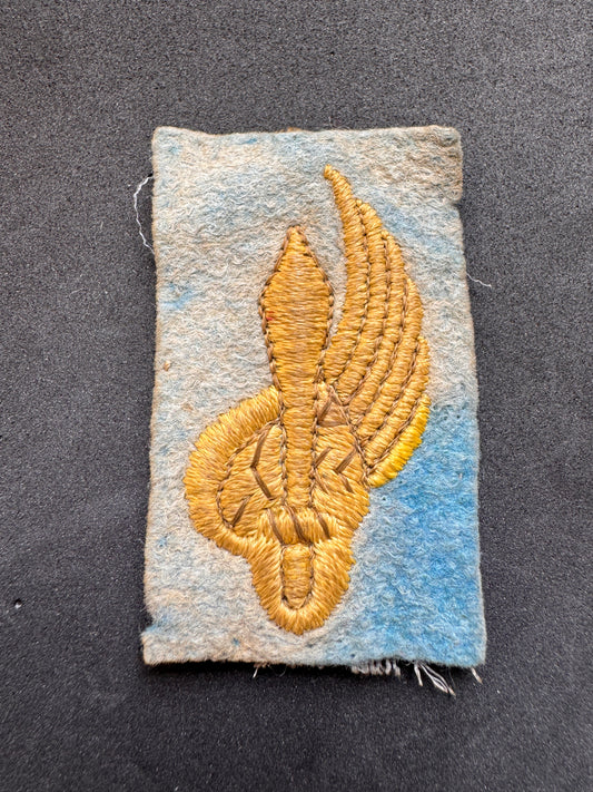 Photo 1 of WW2 Italian Paratrooper Cloth Uniform Collar Badge - collectible militaria item