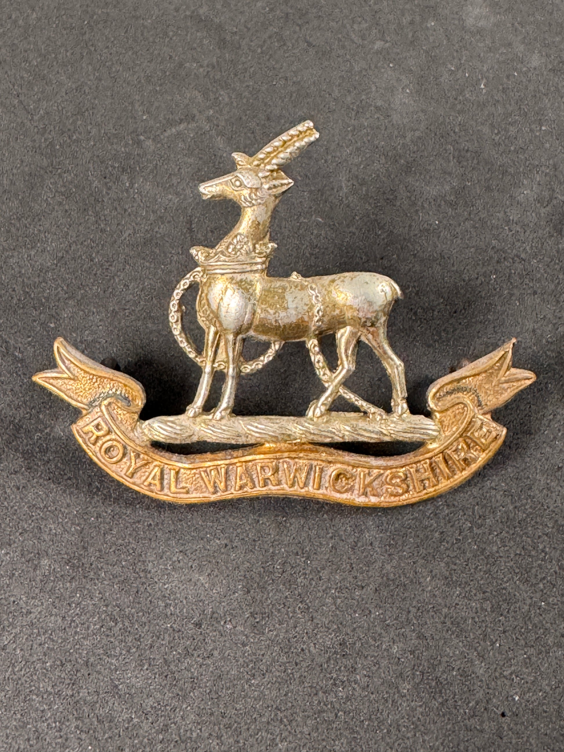Photo 1 of Royal Warwickshire Regiment Cap Badge (Lugs) Victorian Era British Army - collectible militaria item