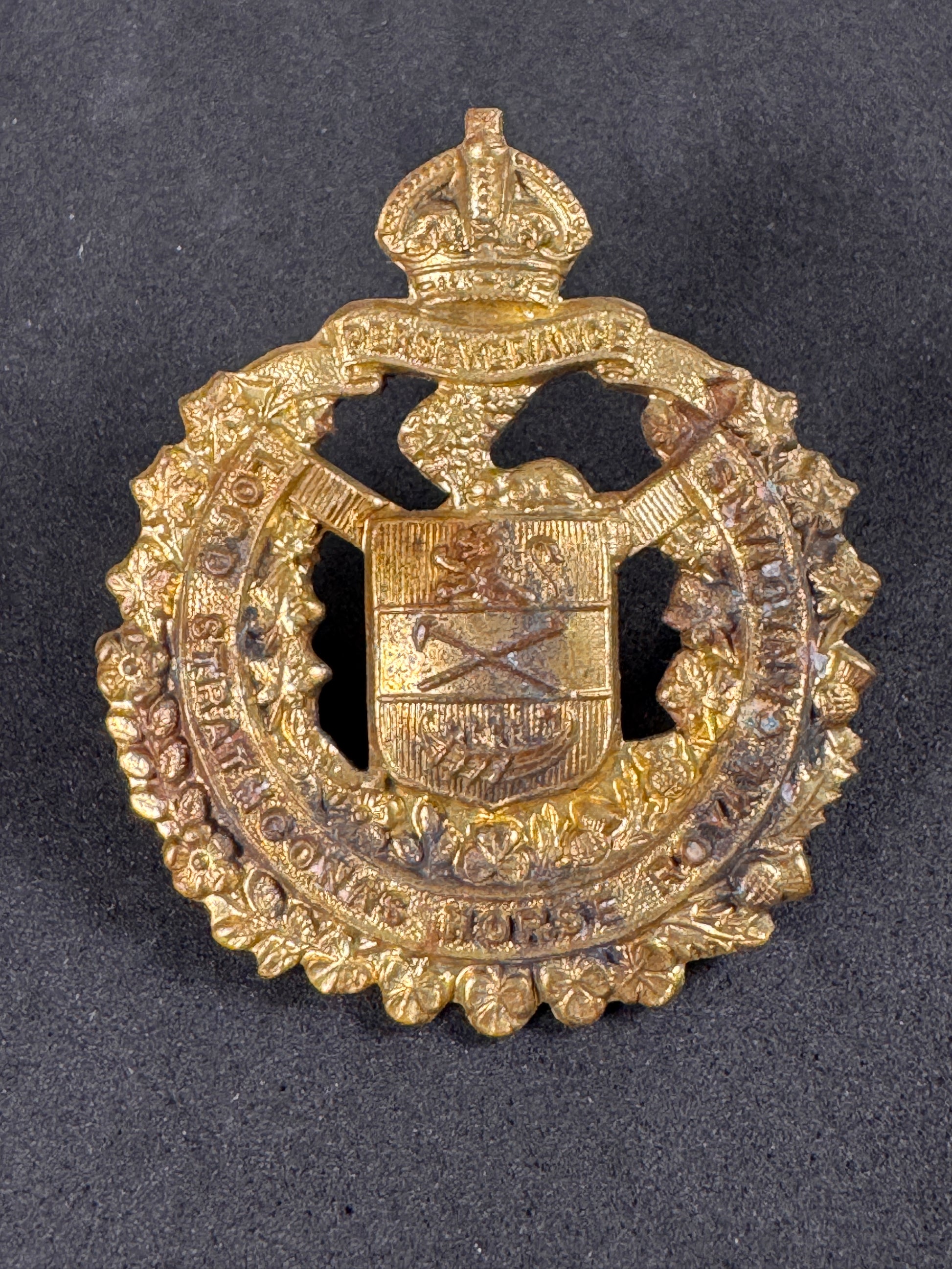 Photo 1 of WW2 Canadian Army Lord Strathcona's Horse Cap Badge (Royal Canadians) - collectible militaria item