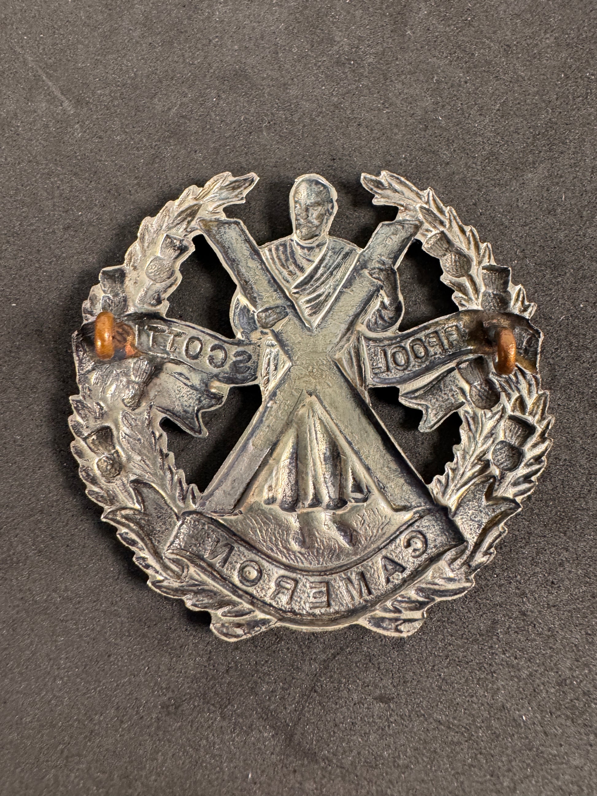 Photo 2 of WW2 British Army Liverpool Scottish (Cameron Highlanders) Cap Badge - collectible militaria item