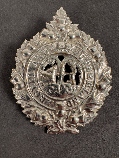 WW2 British Army Argyll And Sutherland Highlanders Glengarry Cap Badge