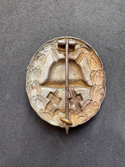 Photo 2 of WWI German Silver Wound Badge (Verwundetenabzeichen in Silber) - collectible militaria item