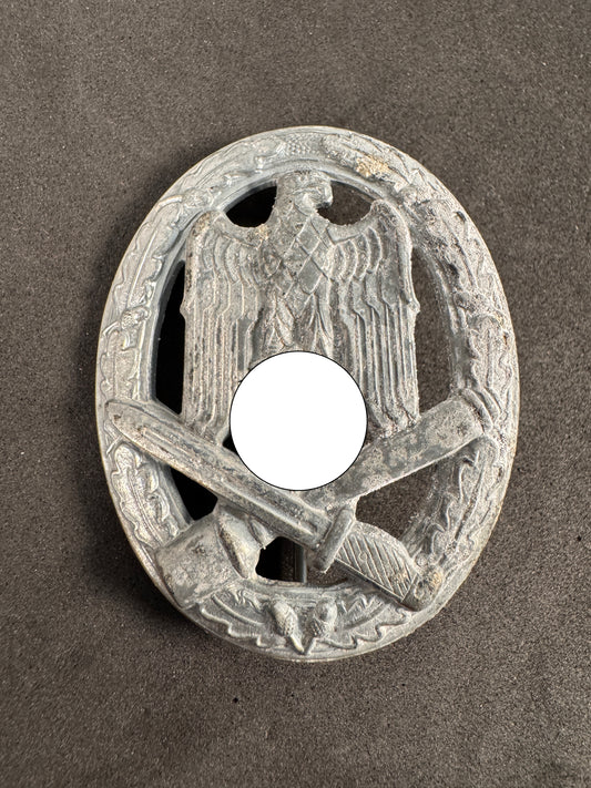 Photo 1 of WW2 German General Assault Badge - collectible militaria item