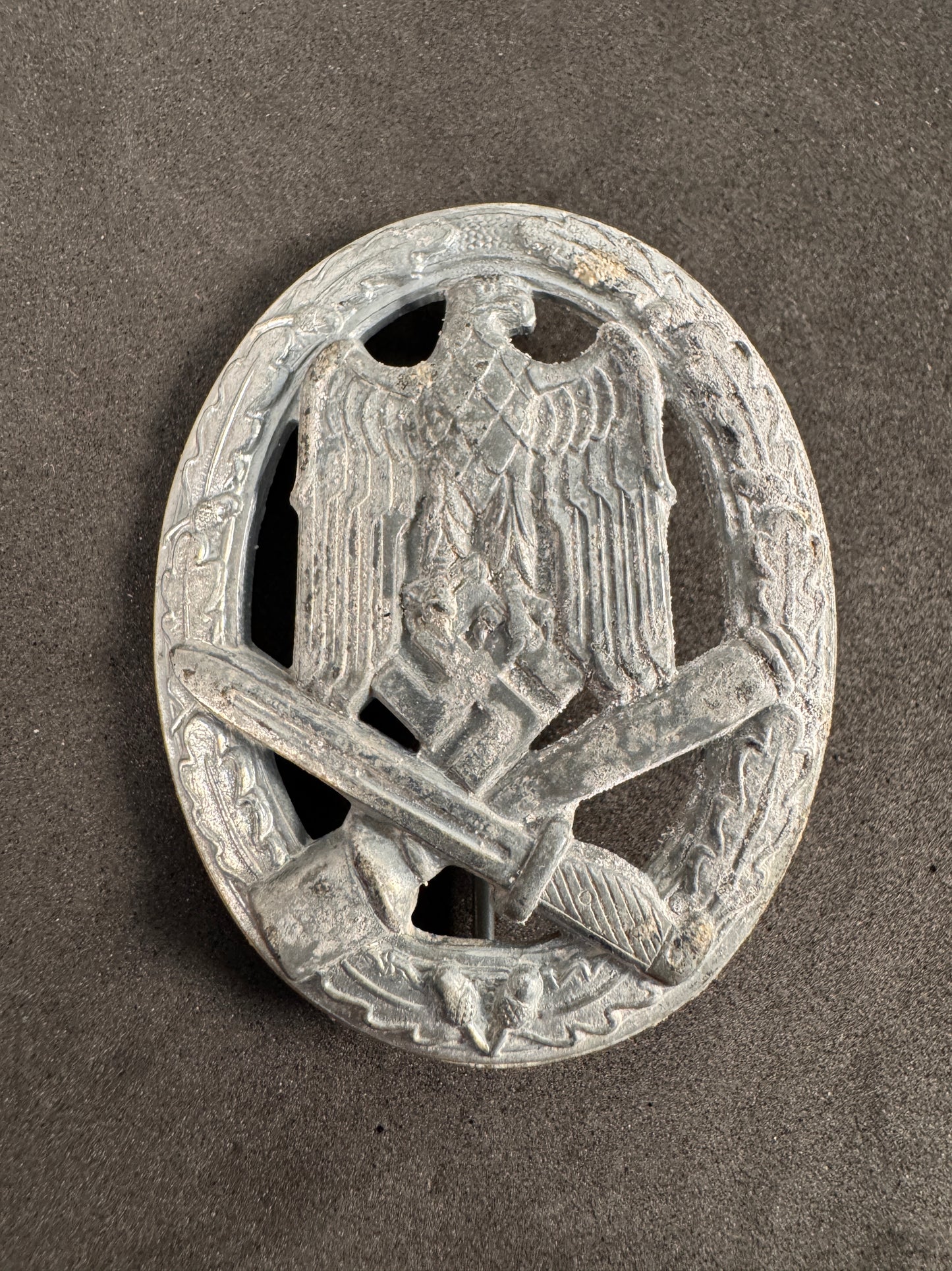 Photo 2 of WW2 German General Assault Badge - collectible militaria item