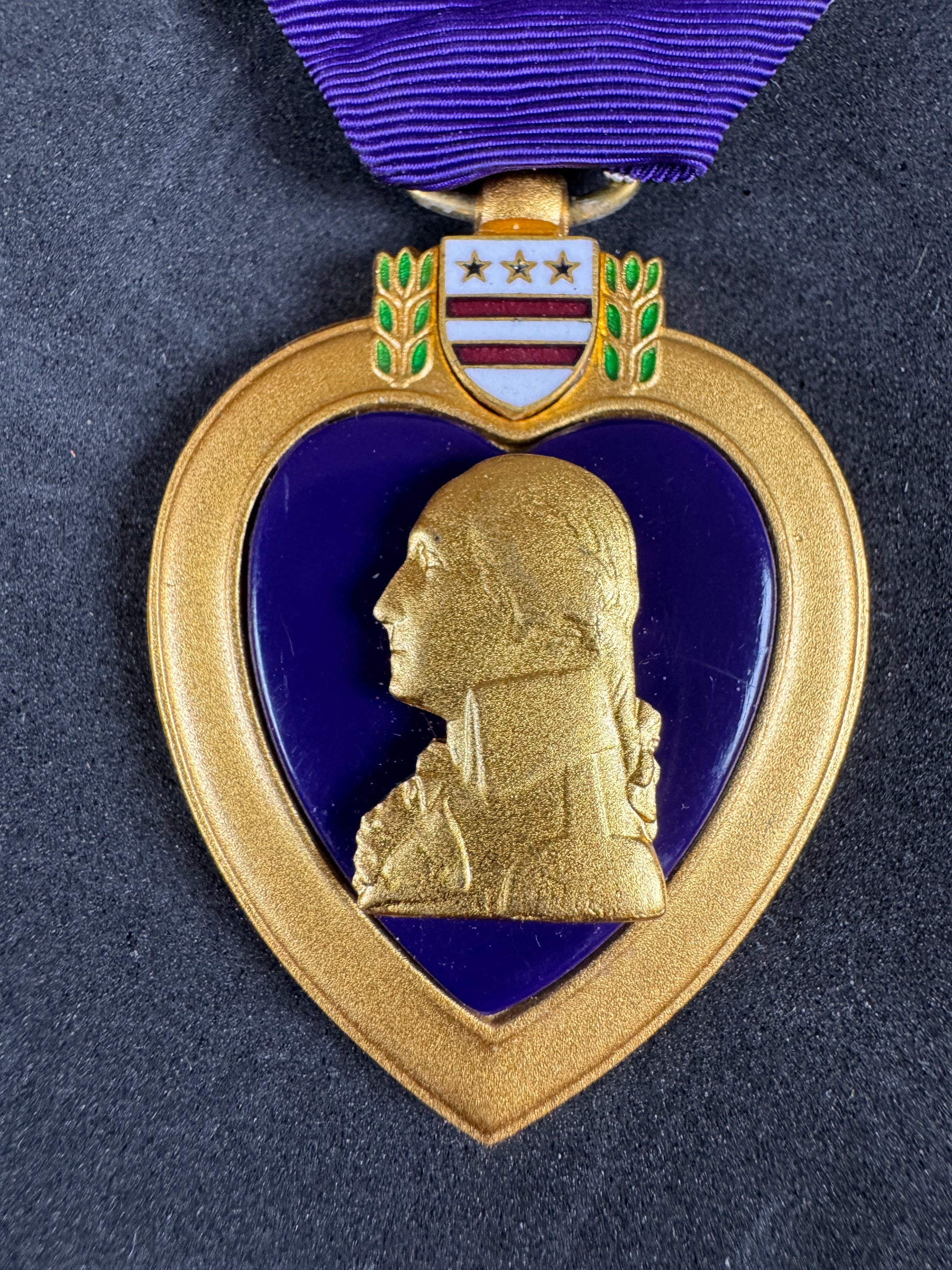 Photo 2 of United States Purple Heart Medal for Military Merit - collectible militaria item