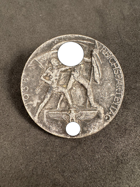 Photo 1 of Third Reich German 1938 Reichsparteitag (Nuremberg Rally) Day Badge - collectible militaria item