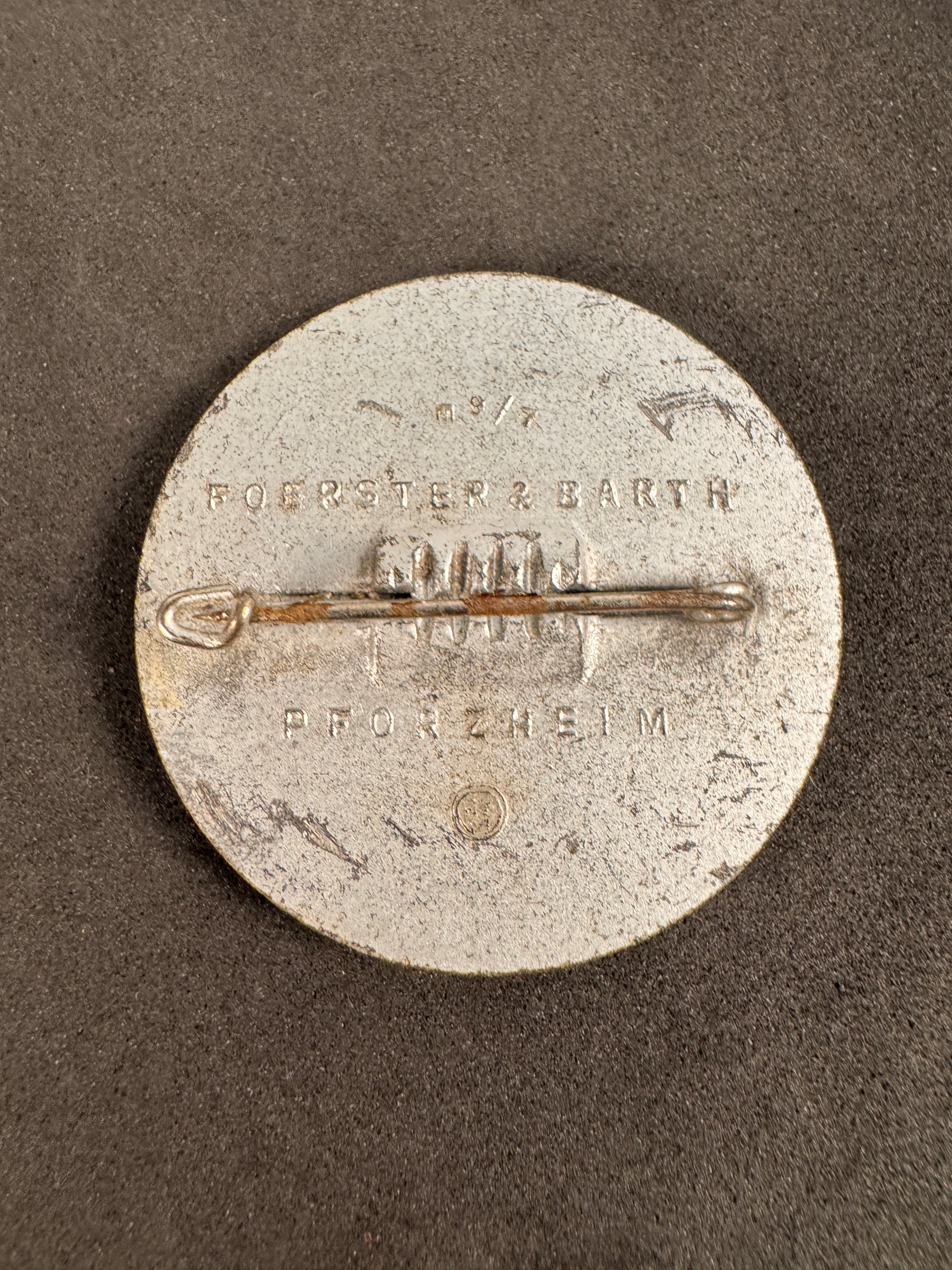 Photo 3 of Third Reich German 1938 Reichsparteitag (Nuremberg Rally) Day Badge - collectible militaria item