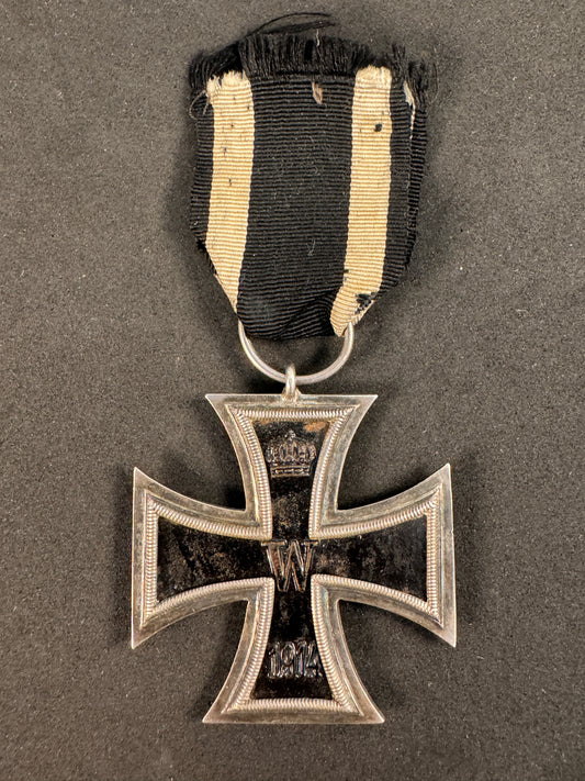 Photo 1 of WW1 German Iron Cross 2nd Class Medal - Maker Marked H (Paul Hossauer) - collectible militaria item