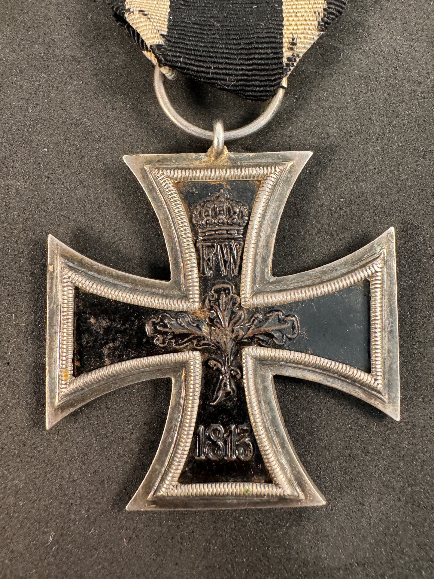 Photo 3 of WW1 German Iron Cross 2nd Class Medal - Maker Marked H (Paul Hossauer) - collectible militaria item