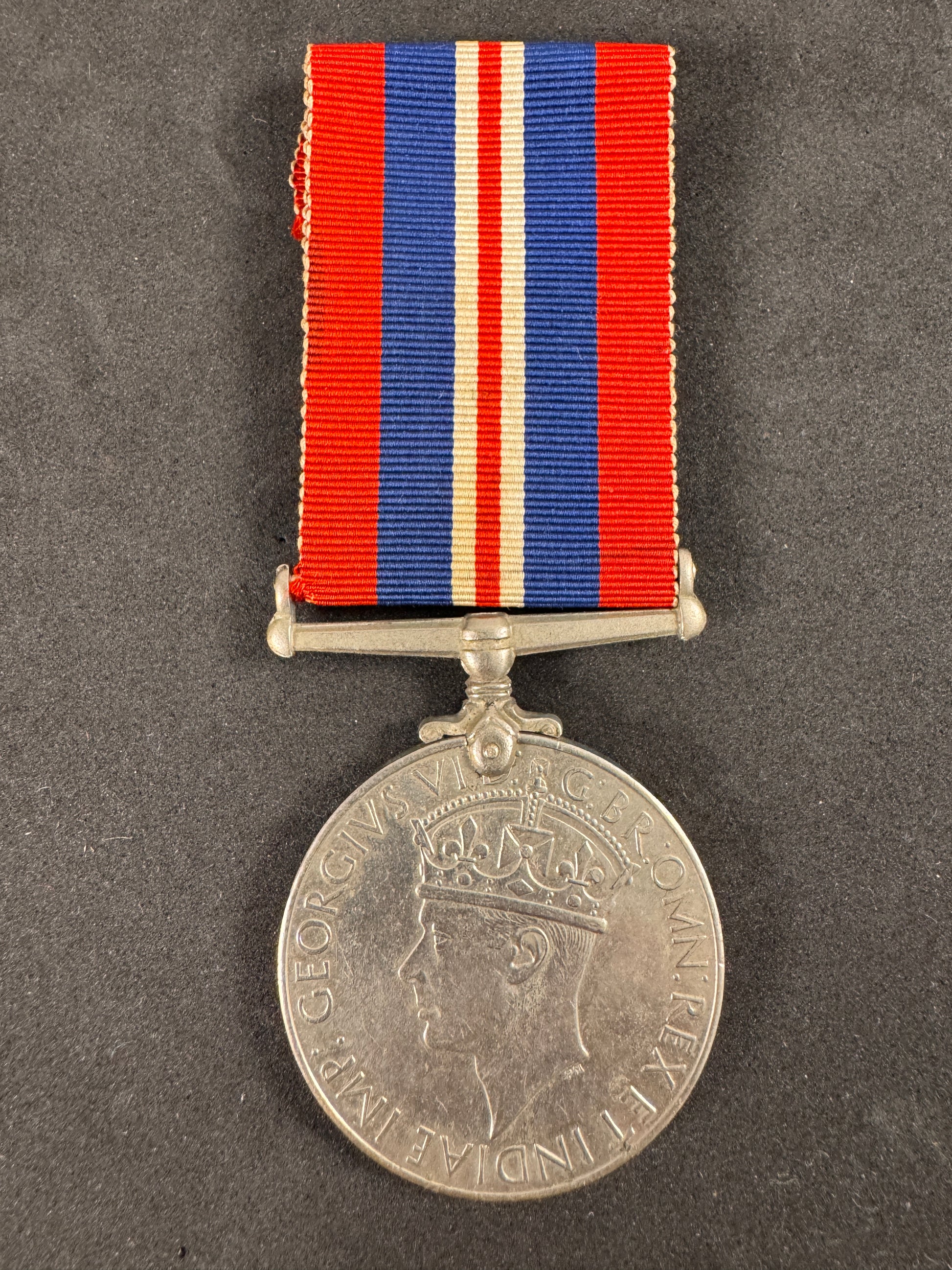 Photo 1 of WW2 British 1939-1945 War Medal - Original Campaign Service Award - collectible militaria item
