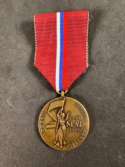 Photo 1 of Victory Medal - 1945-1995 50th Anniversary of WW2 Victory (Slovakia/Russia) - collectible militaria item