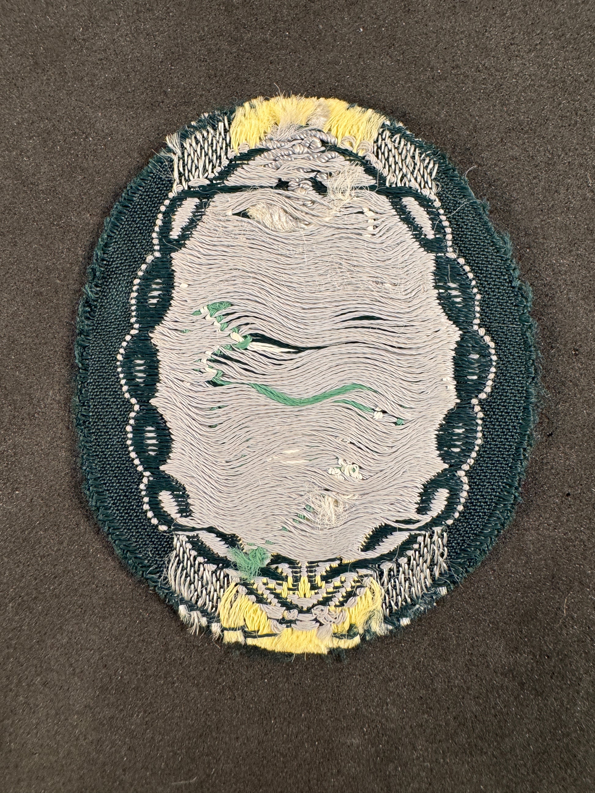 Photo 2 of WW2 German Gebirgsjäger Edelweiss Sleeve Badge - collectible militaria item