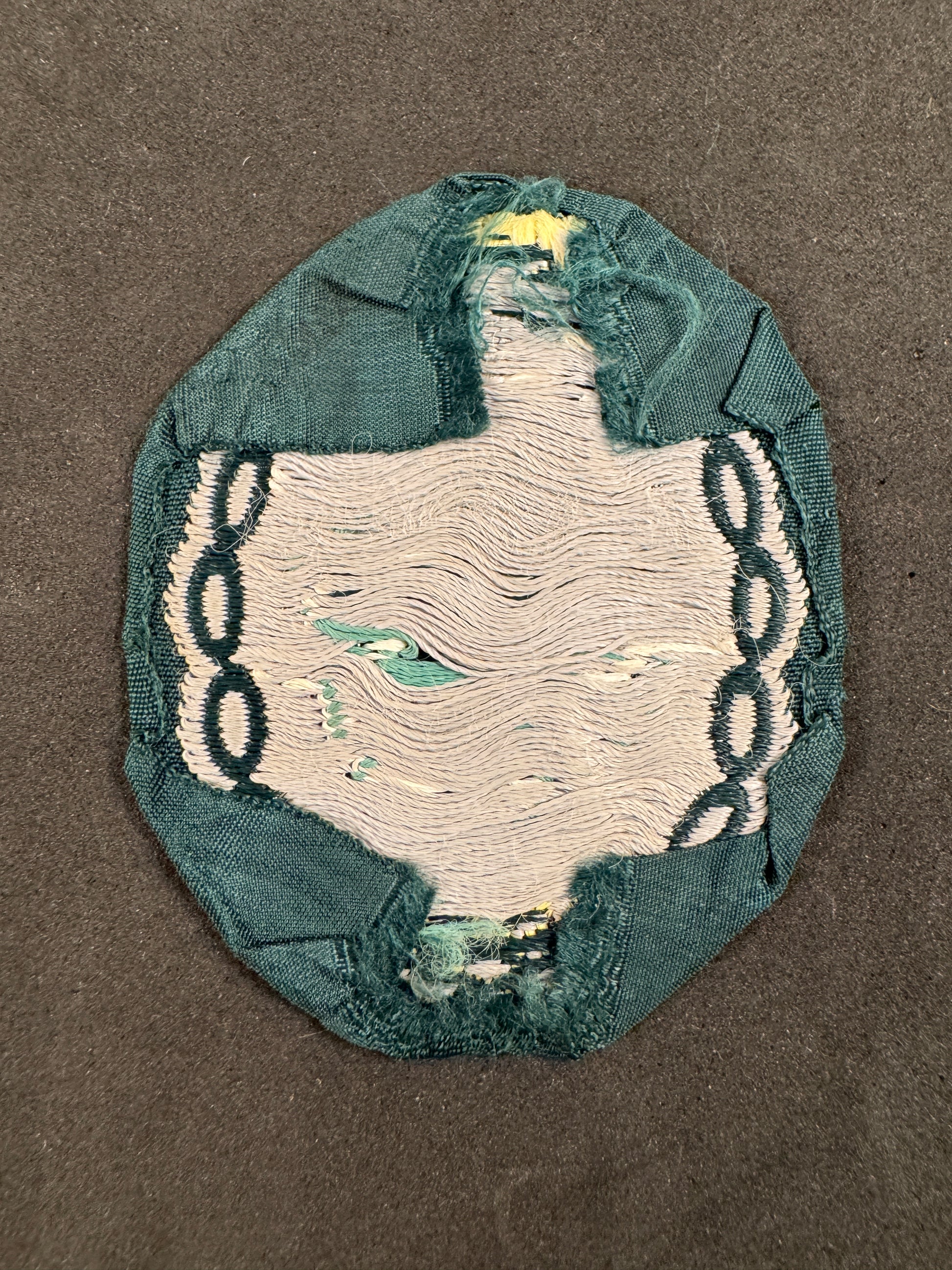 Photo 2 of WW2 German Gebirgsjäger Mountain Troops Edelweiss Sleeve Badge - collectible militaria item