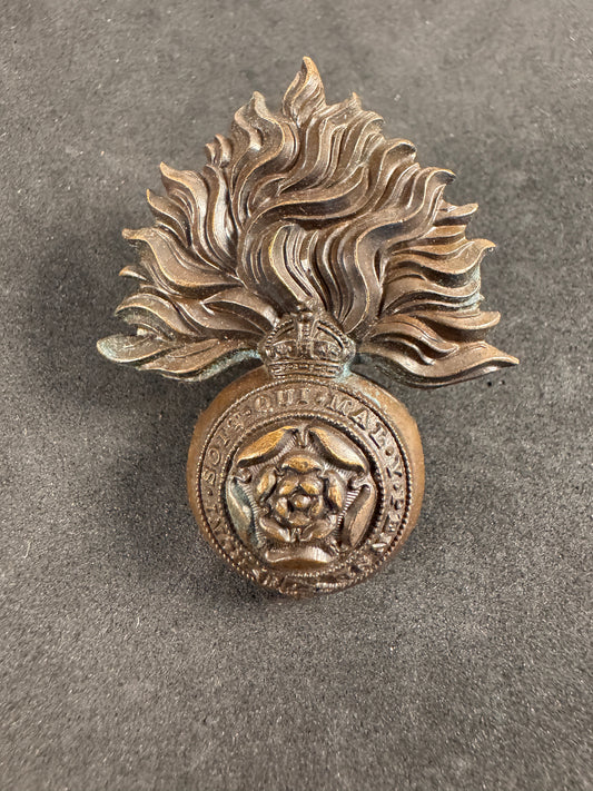 WW1 British Army Royal Fusiliers Officer’s Cap Badge – J.R. Gaunt London