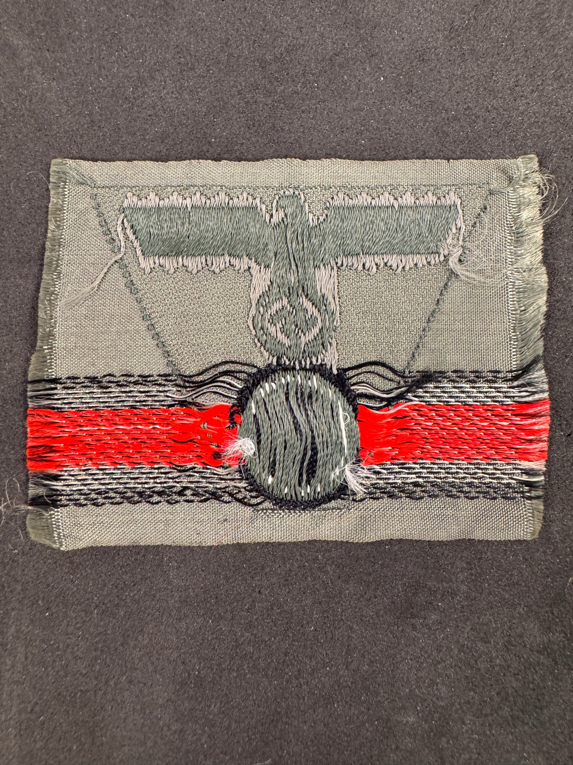 Photo 3 of WW2 German Army (Heer) M43 Trapezoid BeVo Cap Eagle - collectible militaria item