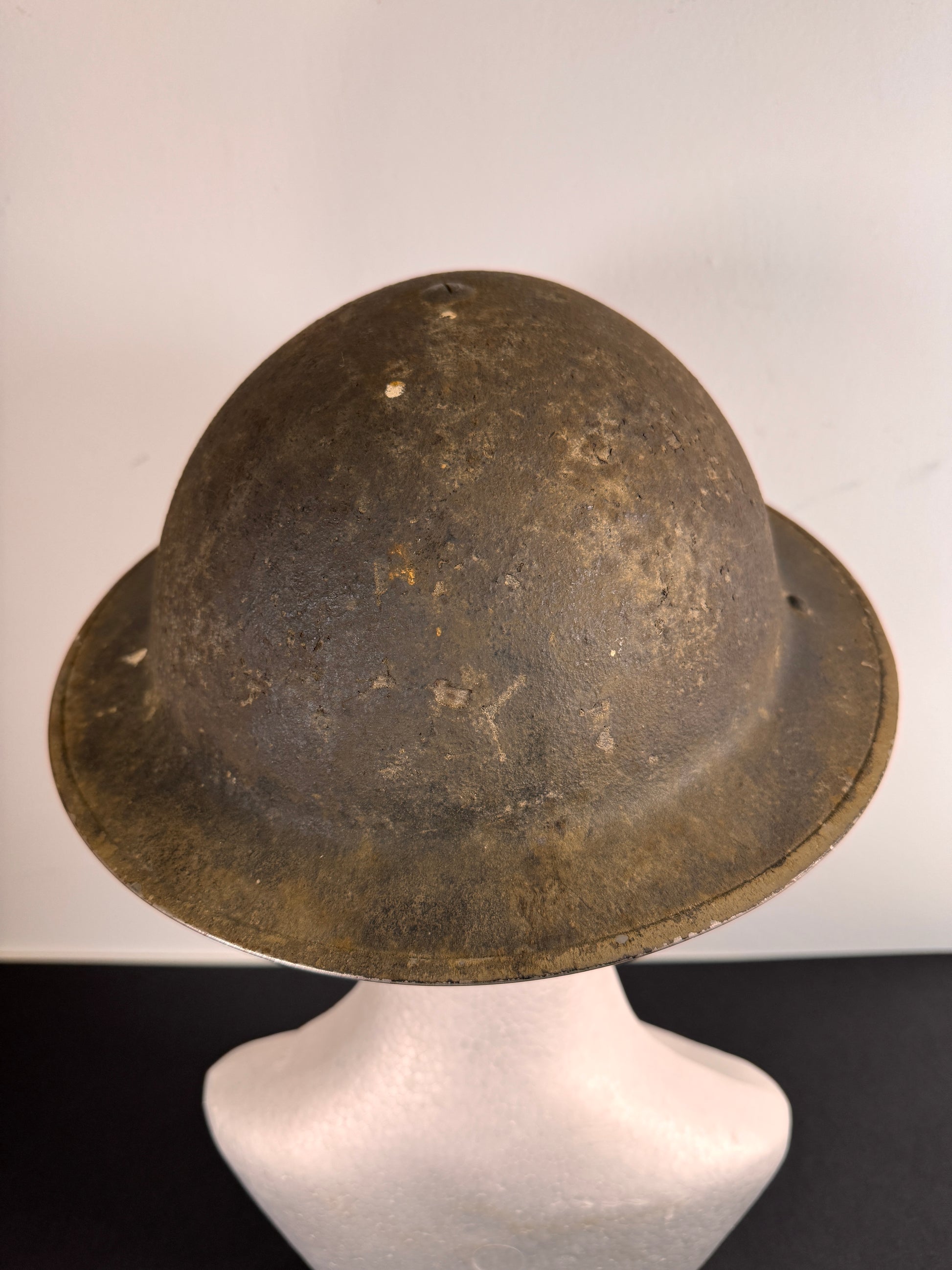 Photo 3 of Original WWII British MkII Steel Helmet - Textured Finish, Complete with Chinstrap - collectible militaria it