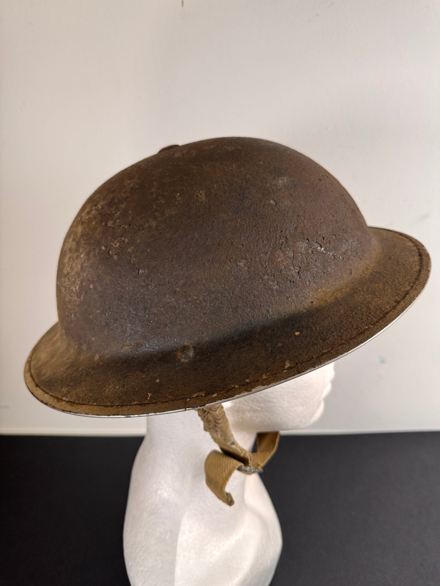 Photo 4 of Original WWII British MkII Steel Helmet - Textured Finish, Complete with Chinstrap - collectible militaria it
