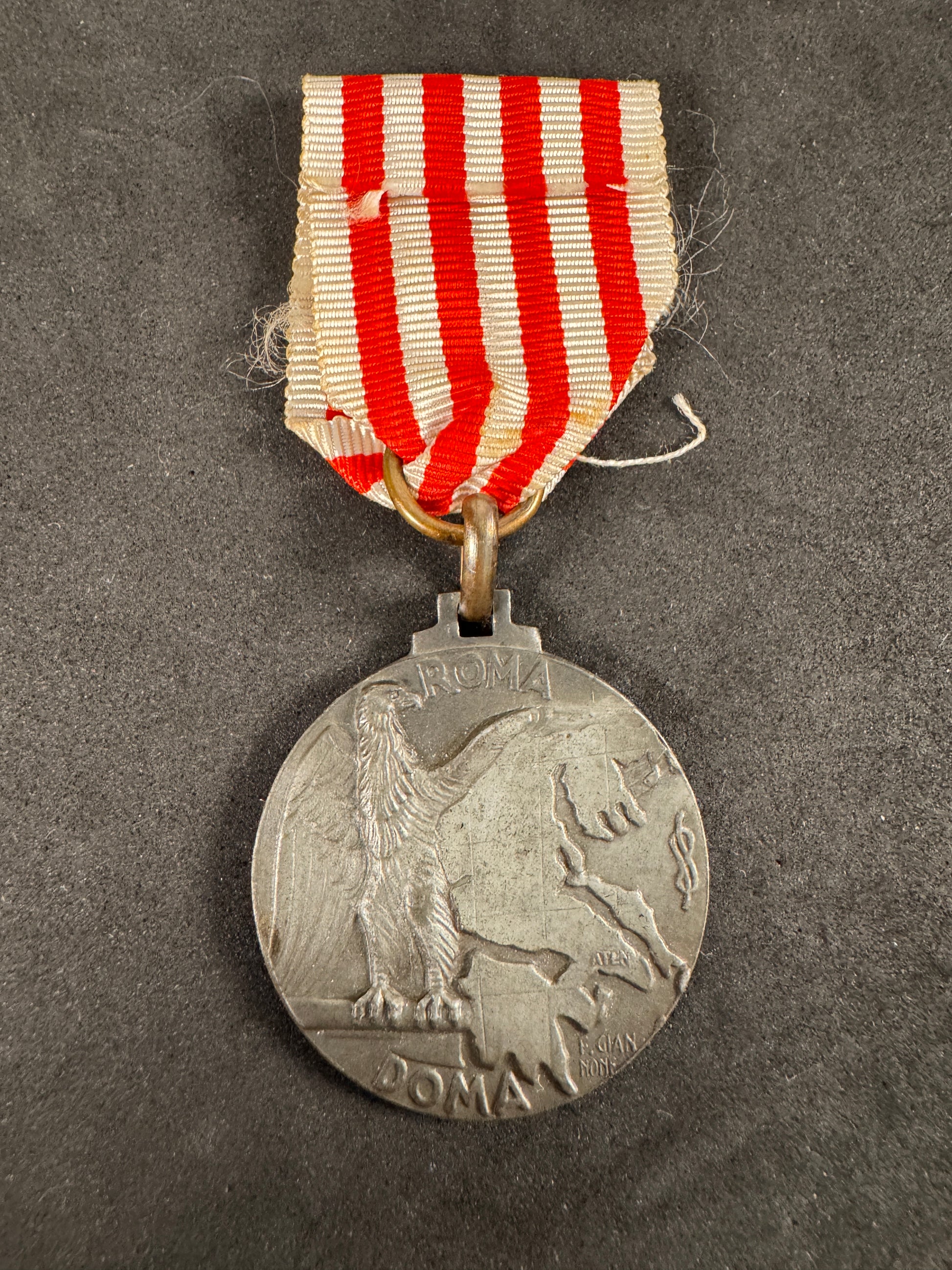 Photo 1 of WW2 Italian Occupation of Greece Medal - 1941 Campaign Commemorative Medal - collectible militaria item