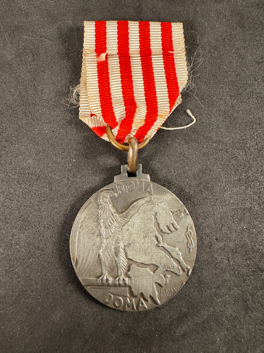 Photo 1 of WW2 Italian Occupation of Greece Medal - 1941 Campaign Commemorative Medal - collectible militaria item
